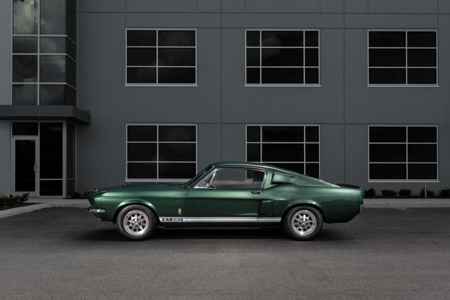  Shelby GT350 1967 года  (фото 24 из 32)